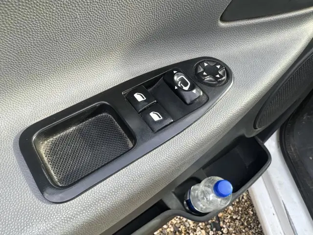 Fiat Scudo 10 1.6 MultiJet KH1 Actual 2012 Diesel 9