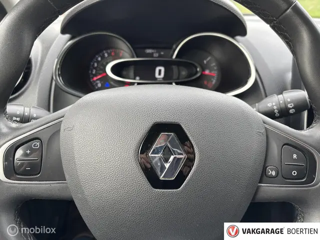 Renault Clio Estate 0.9 TCe Limited 2020 Benzine 10