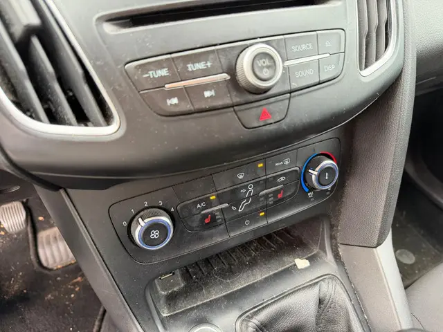 Ford Focus Wagon 1.0 Titanium EURO 6 2016 Benzine 12