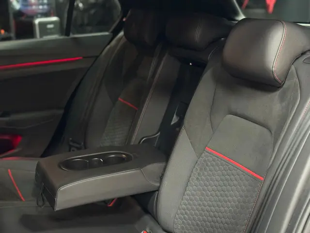 Volkswagen Golf 2.0 TSI GTI|PANO|STOELVER|ACC 2022 Benzine 16