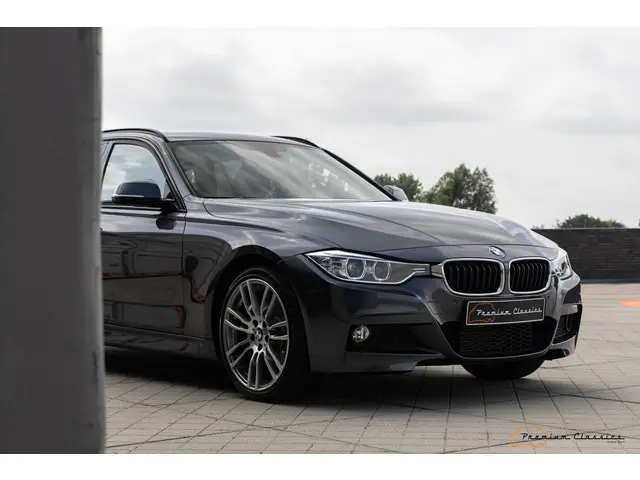 BMW 3 Serie Touring 330d High Executive 2012 Diesel 22