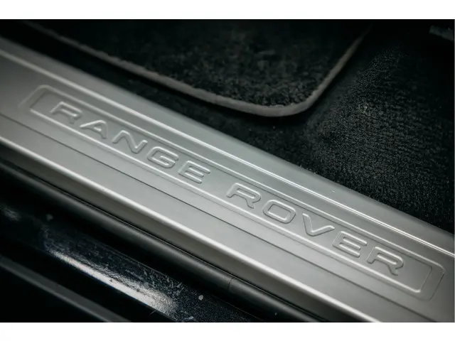 Land Rover Range Rover Sport P575 SVR 2022 Benzine 28