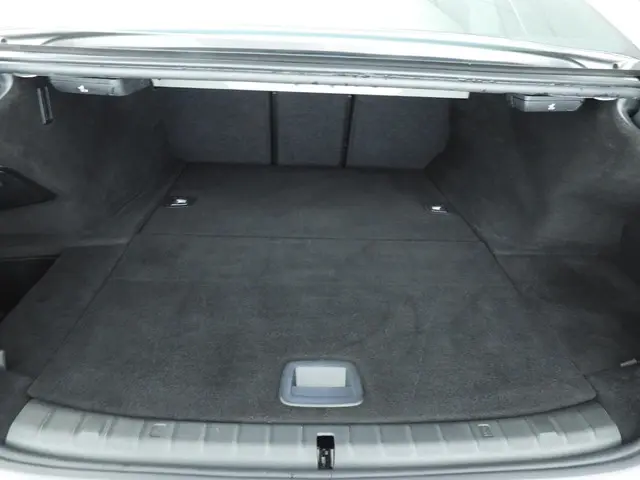 BMW 5 Serie Sedan 530e 2019 Hybride Benzine 9