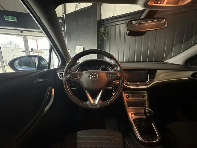 Opel Astra 1.0 Online Edition 2017 Benzine 10
