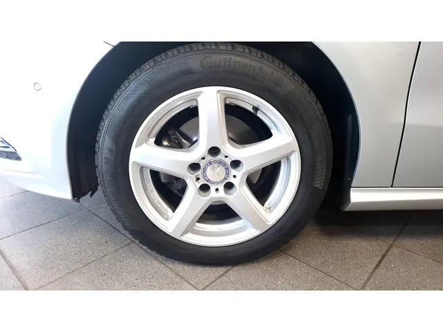 Mercedes-Benz B-Klasse 180 Ambition 2013 Benzine 22
