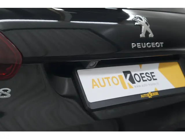 Peugeot 2008 PureTech 110 Allure 2019 Benzine 24