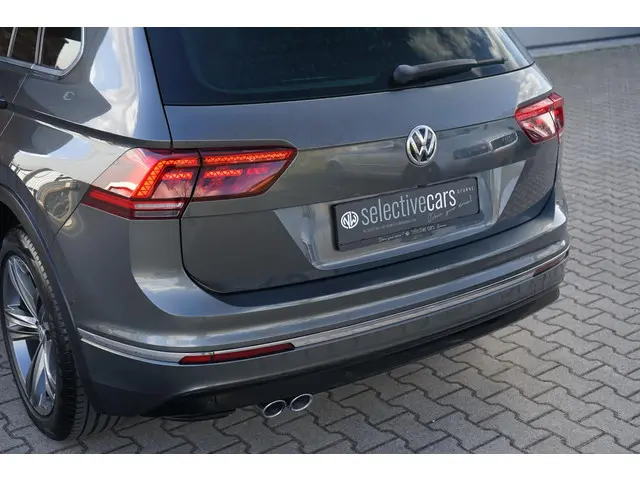 Volkswagen Tiguan 2.0 TSI 4Motion 2017 Benzine 26