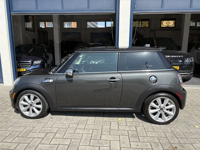 MINI Cooper S Mini 1.6 Westminster 2013 Benzine 2
