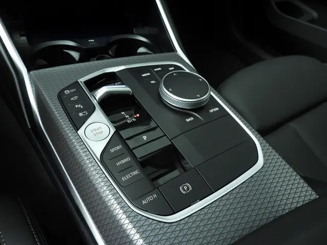 BMW 3 Serie Touring 330e 2026 Hybride Benzine 16