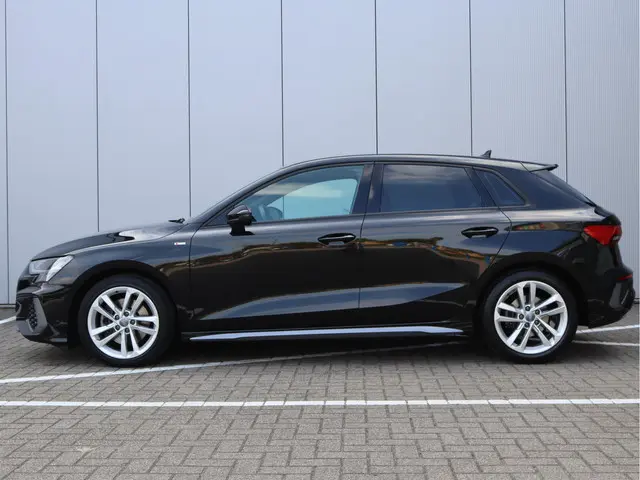 Audi A3 Sportback 35 TFSI S-Line 2020 Hybride Benzine 15