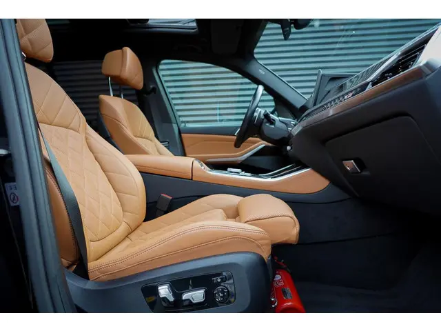 BMW X5 xDrive50e M-Sport 2023 Hybride Benzine 41