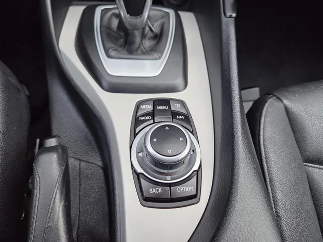 BMW X1 SDrive20i Chrome Line LEDER 2014 Benzine 27