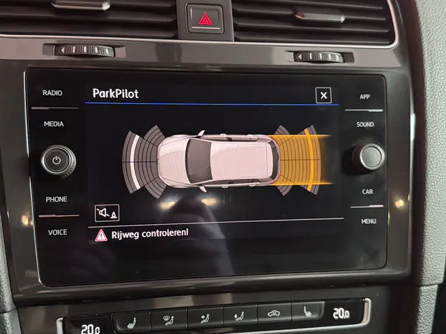 Volkswagen Golf 1.4 TSI Comfortline 2017 Benzine 48