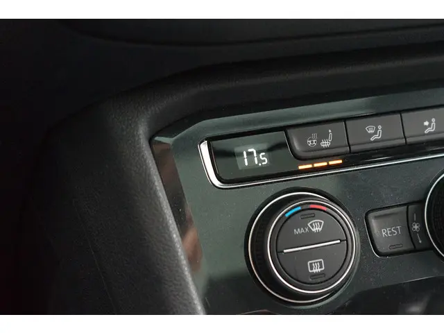 Volkswagen Tiguan Allspace 1.5 TSI Highline 2019 Benzine 12
