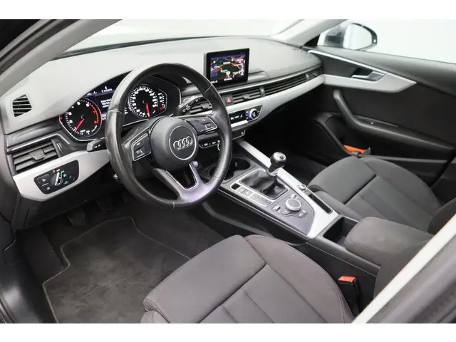 Audi A4 Avant 1.4 TFSI Lease Edition 2016 Benzine 6
