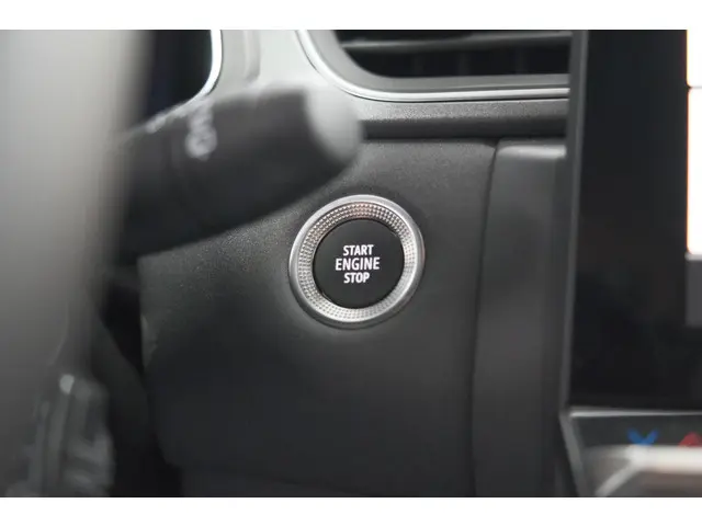 Renault Captur TCe 90 Techno 2025 Benzine 47