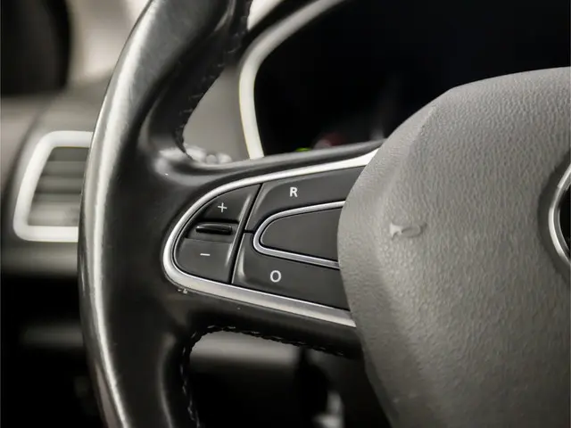 Renault Mégane Estate 1.2 TCe Bose 2018 Benzine 18