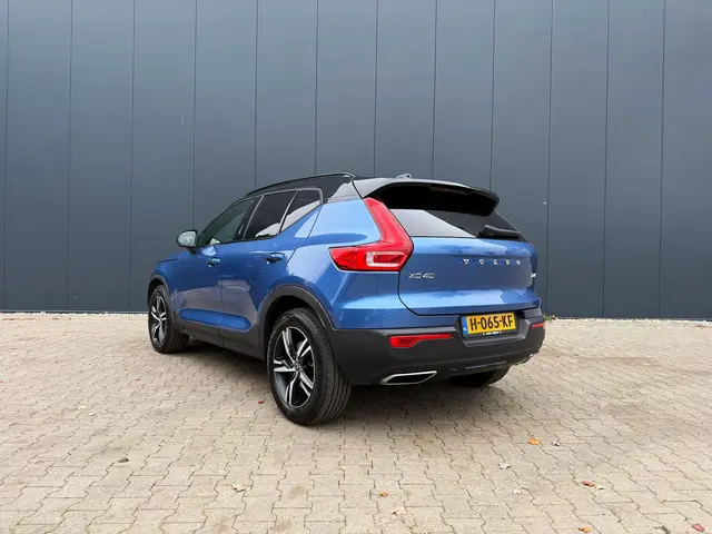 Volvo XC40 2.0 D4 AWD R-Design Pano / trekhaak 2020 Diesel 5