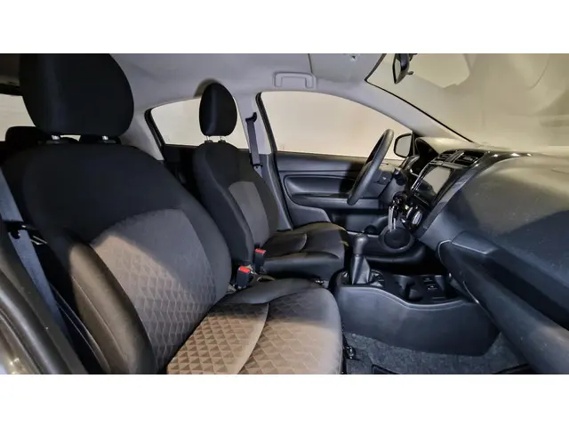 Mitsubishi Space Star 1.2 Connect+ 2022 Benzine 3