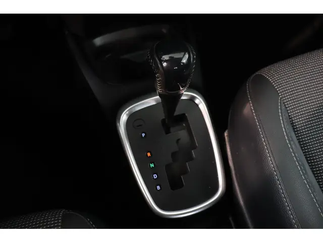 Toyota Yaris 1.5 Hybrid Executive 2019 Hybride Benzine 23