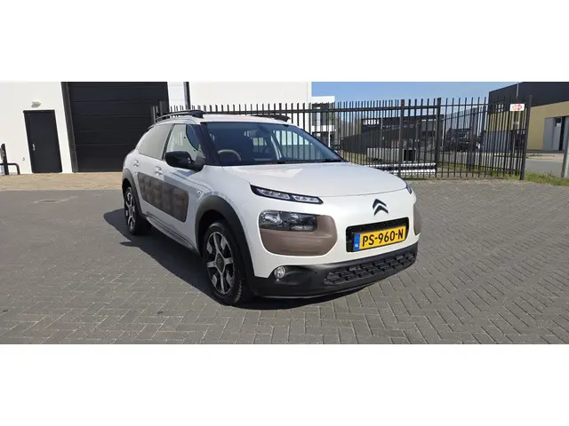 Citroën C4 Cactus 1.2 PureTech W 2014 Benzine 8