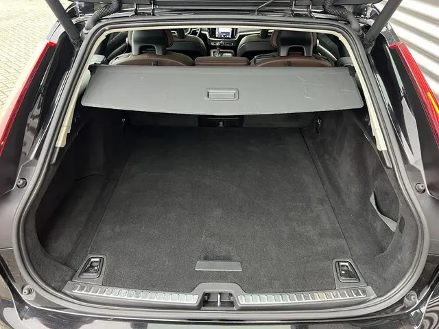 Volvo V90 2.0 T5 Momentum 2017 Benzine 11