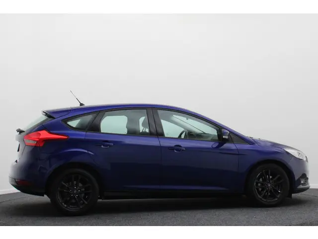 Ford Focus 1.0 EcoBoost Titanium Business 2018 Benzine 9