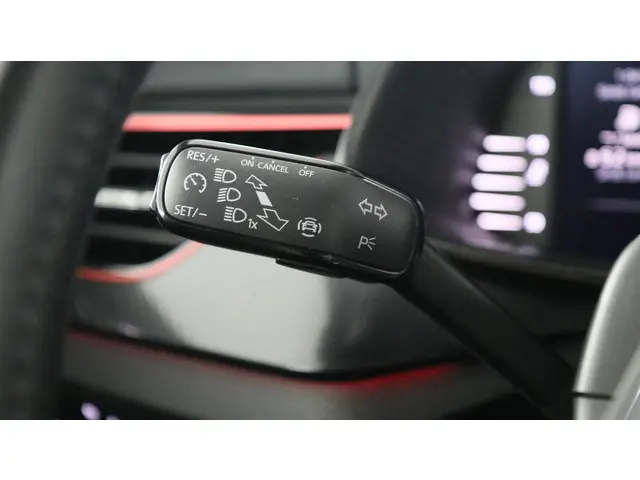 Škoda Scala 1.0 TSI 110pk Sport Business 2021 Benzine 21
