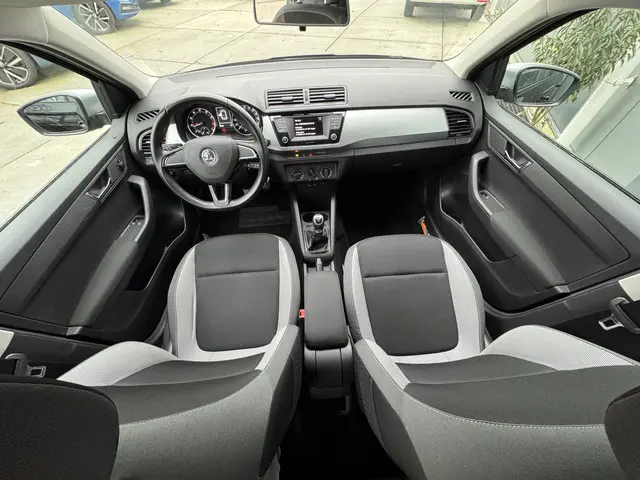 Škoda Fabia 1.2 TSI 90pk Ambition 2015 Benzine 24