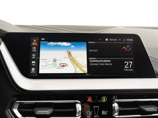 BMW 1 Serie 5-deurs M135i xDrive 2024 Benzine 46