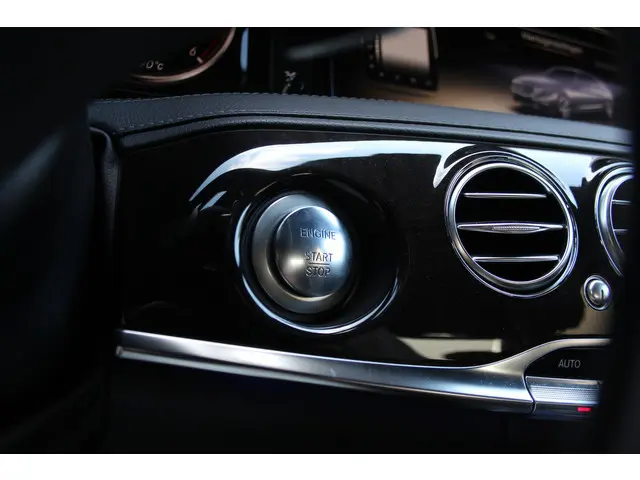 Mercedes-Benz S-Klasse 350 BlueTEC 2013 Diesel 53