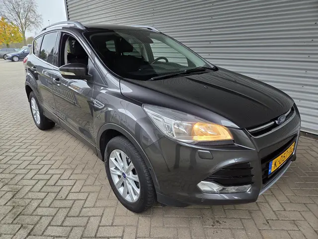 Ford Kuga 1.5 Titanium Styling Pack 2016 Benzine 9
