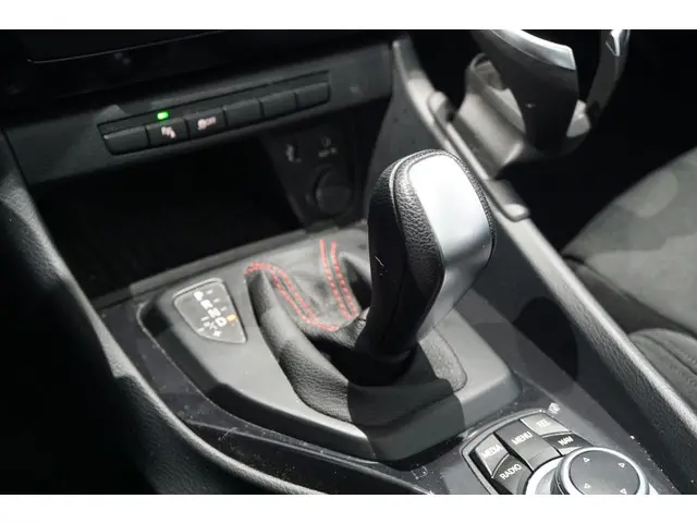 BMW X1 sDrive18i 2015 Benzine 13