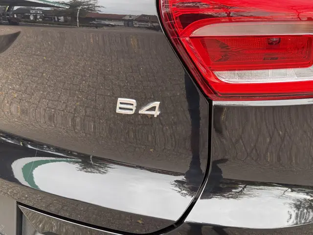 Volvo XC40 2.0 B4 Plus Dark 2022 Benzine 21