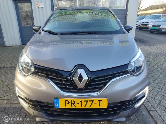 Renault Captur 0.9 TCe Life | Airco | Trekhaak 2017 Benzine 2