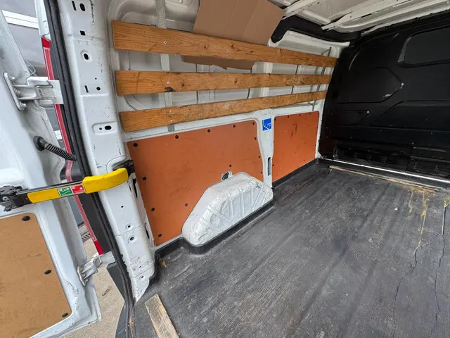 Ford Transit Custom 270 2.2 TDCI L1H1 Trend 2015 Diesel 29