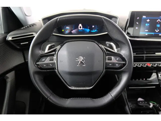 Peugeot 2008 1.2 PureTech Allure Pack 2021 Benzine 9