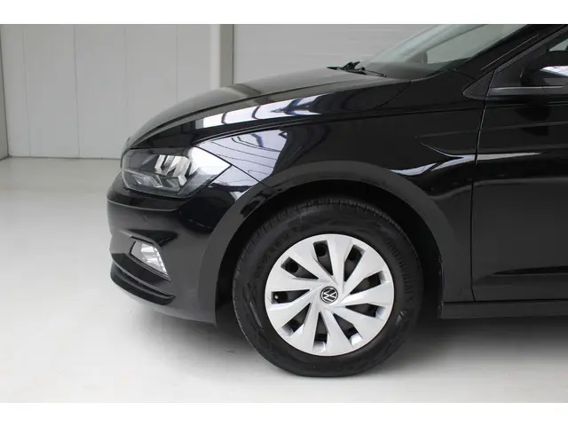 Volkswagen Polo 1.0 TSI Comfortline 2021 Benzine 8