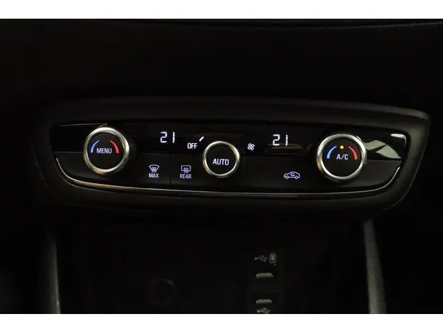 Opel Crossland X 1.2 Turbo Innovation 2019 Benzine 27