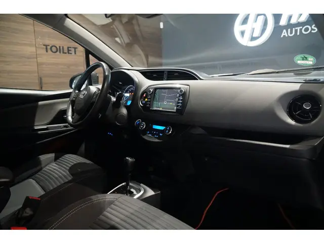 Toyota Yaris 1.5 Hybrid Active 2019 Hybride Benzine 7
