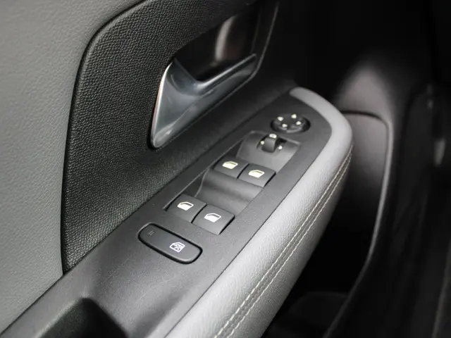 Opel Mokka 1.2 Turbo Elegance 2022 Benzine 19