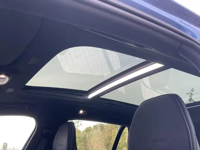 Volvo V60 2.0 T5 R-Design 2019 Benzine 19