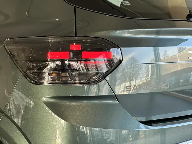 Dacia Sandero 1.0 TCe 100 limited edition 2026 Benzine 30