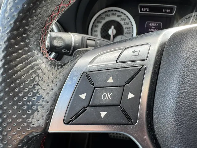 Mercedes-Benz A-Klasse 250 AMG Pakket 2015 Benzine 15