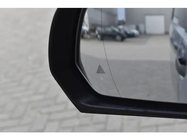 Mercedes-Benz Vito 116 CDI 3 persoons 2021 Diesel 6