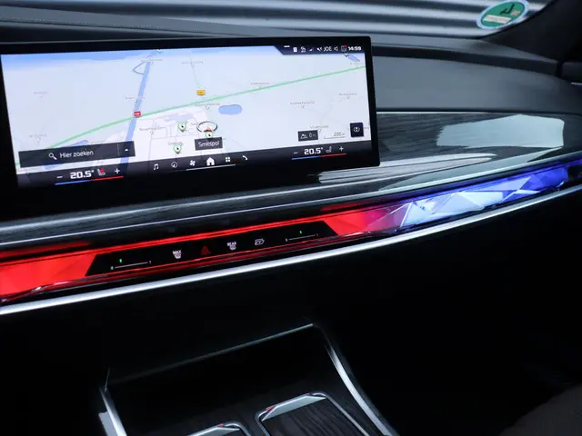 BMW 7 Serie M760e xDrive 2025 Hybride Benzine 18