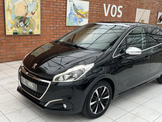Peugeot 208 PureTech 110 Allure Automaat 2018 Benzine 6
