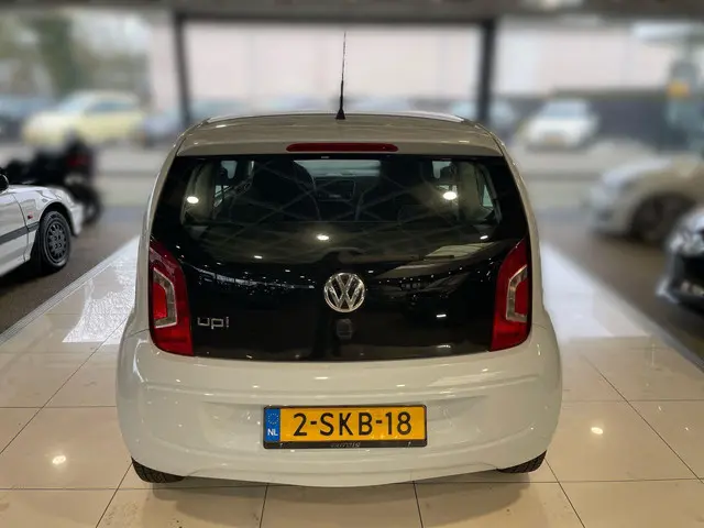 Volkswagen up! 1.0 take up! BlueMotion 2012 Benzine 16