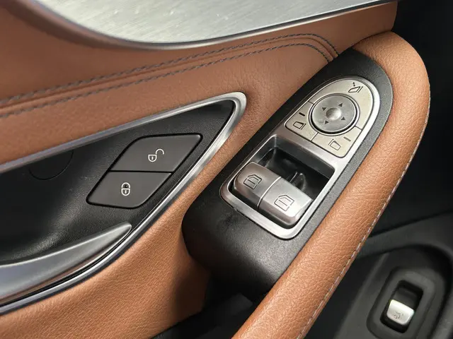 Mercedes-Benz C-Klasse Coupé 180 Ambition 2018 Benzine 21