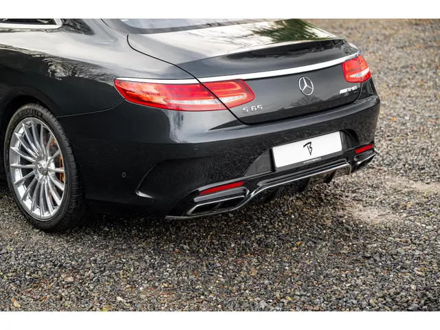 Mercedes-Benz S-Klasse Coupé AMG 65 2015 Benzine 41